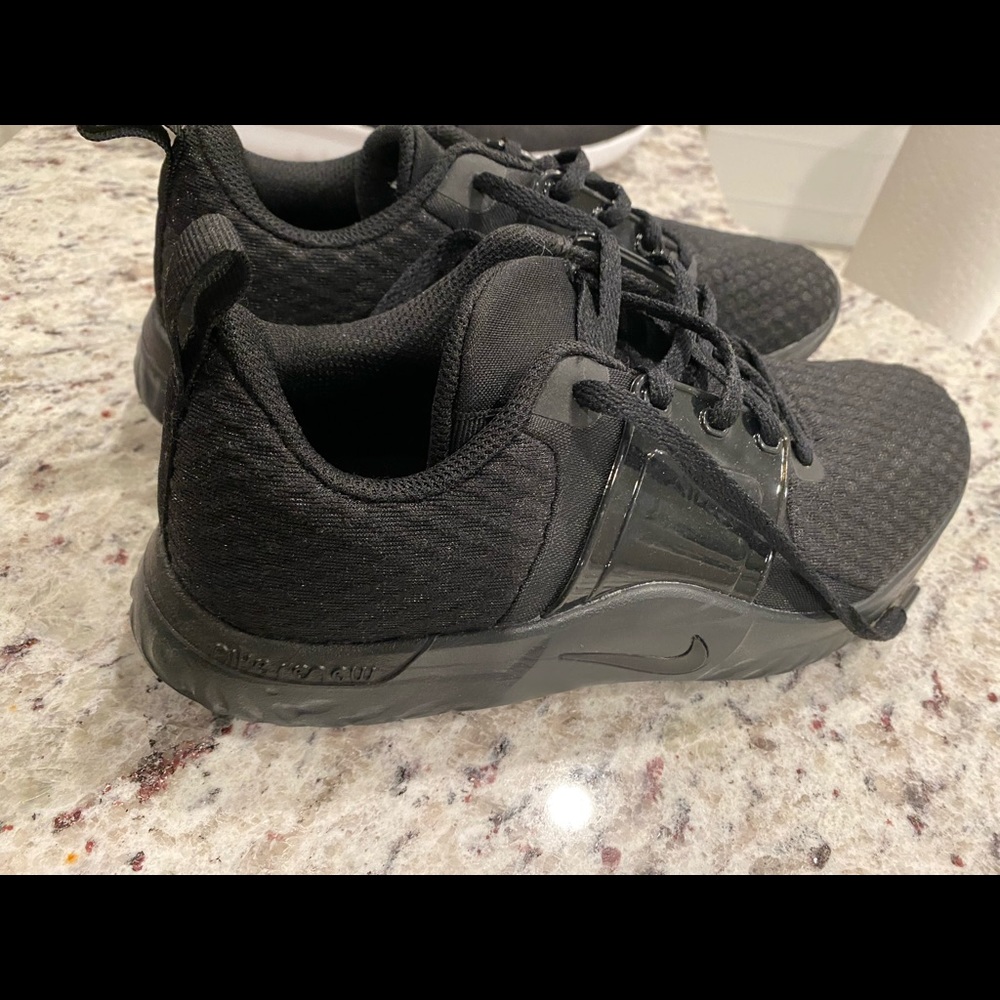 NIKE WOMENS IN SEASON TR 10 TRAINING SHOE - BLACK